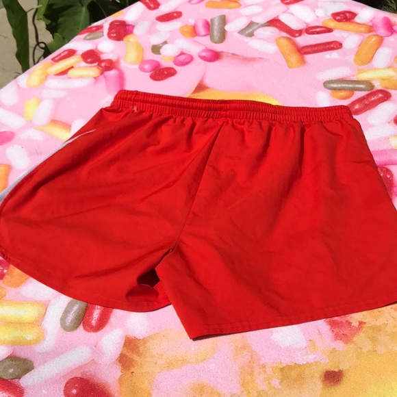 Auburn University Under Armour woman’s shorts - Picture 5 of 7